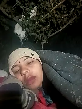 Snapshot of Babita_Gori chatting on 12.23.25 Babita Gori online show from 12.23.25