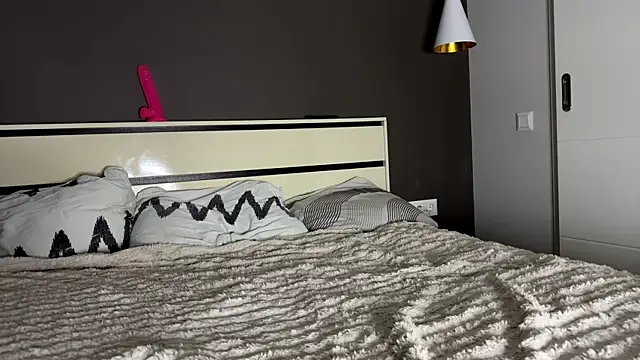 stellaqt online show from 12.15.25