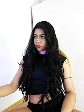 Snapshot of ArgentinaShani chatting on 12.14.25 ArgentinaShani online show from 12.14.25