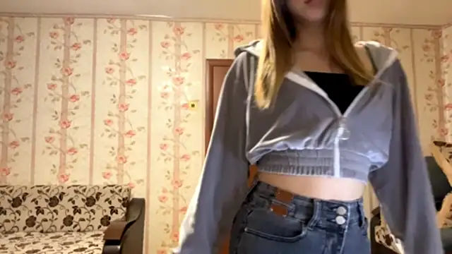 Snapshot of Katebarbie chatting on 12.02.25 Katebarbie online show from 12.02.25