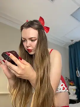 Snapshot of SinCityDoll chatting on 05.24.26 SinCityDoll online show from 05.24.26