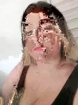 Snapshot of sexy_aurora_ourdoors chatting on 11.24.25 sexy aurora ourdoors online show from 11.24.25