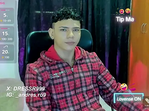 Snapshot of secret_justin7 chatting on 12.15.25 secret justin7 online show from 12.15.25