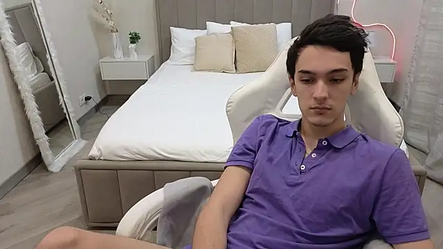 MoonlinSkinn online show from 01.15.26