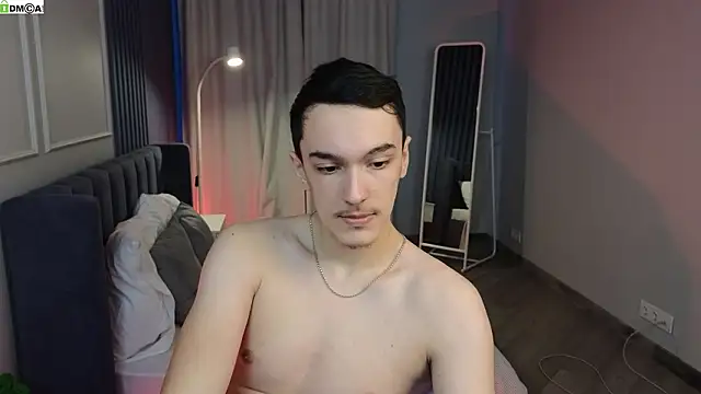 MoonlinSkinn online show from 03.16.26