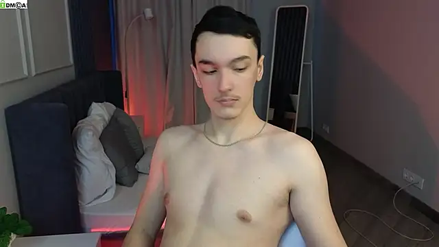 MoonlinSkinn online show from 03.19.26