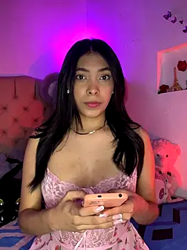KarolRojas 22 online show from 11.28.25