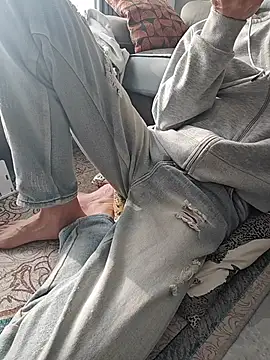 Snapshot of micai_fengbei chatting on 12.16.25 micai fengbei online show from 12.16.25