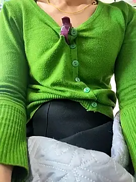 LianLaz online show from 11.24.25