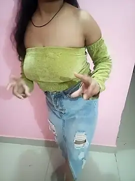 Snapshot of your_sidhi chatting on 12.02.25 your sidhi online show from 12.02.25