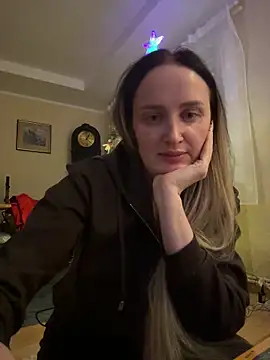 TomilaSi online show from 12.19.25