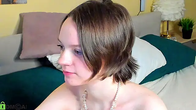 Olivia Riesz online show from 05.15.26