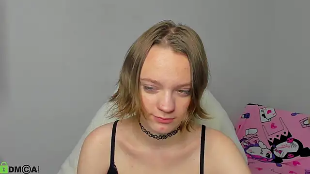 Olivia Riesz online show from 06.10.26