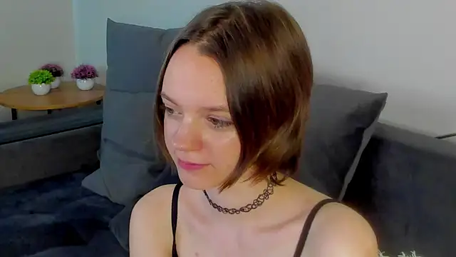 Olivia Riesz online show from 06.14.26
