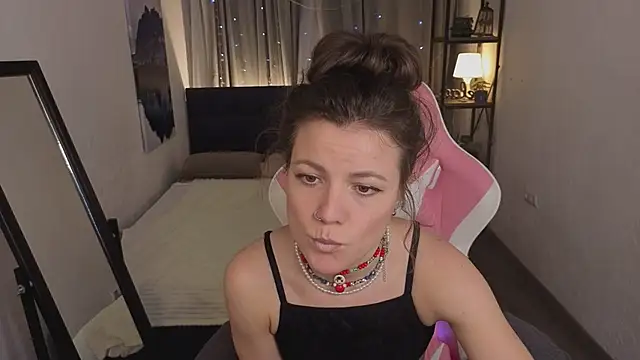 Marla Bri online show from 01.11.26