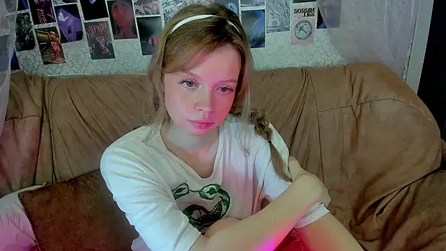 AlysaMeow online show from 06.07.26