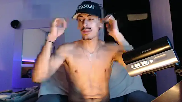 Snapshot of Da_usma00 chatting on 12.05.25 Da usma00 online show from 12.05.25