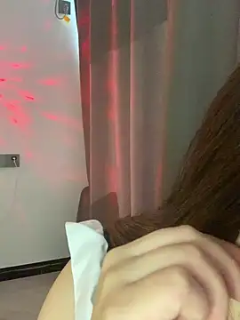 Snapshot of boniu-mimi chatting on 12.14.25 boniu-mimi online show from 12.14.25