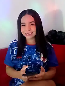 Snapshot of Tatiana18Strip chatting on 12.04.25 Tatiana18Strip online show from 12.04.25