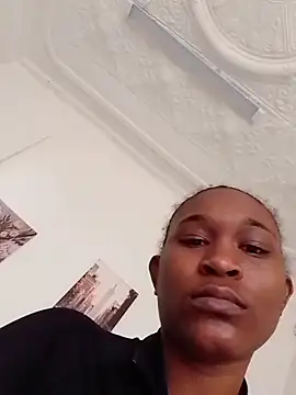 Snapshot of JuicyEbonyGoddess chatting on 05.20.26 JuicyEbonyGoddess online show from 05.20.26