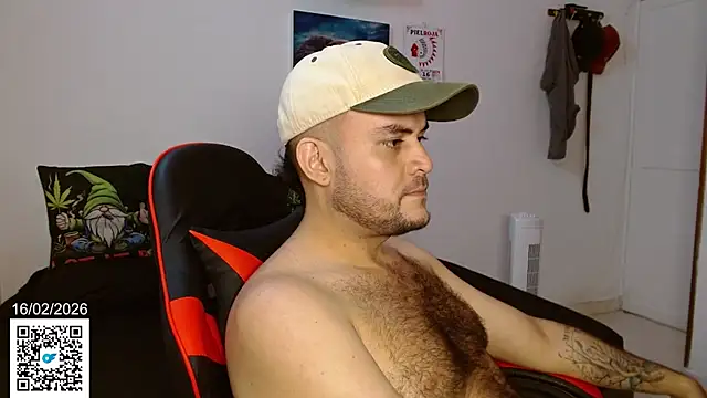 Snapshot of holegape chatting on 02.16.26 holegape online show from 02.16.26