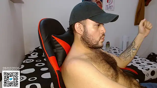 Snapshot of holegape chatting on 02.28.26 holegape online show from 02.28.26