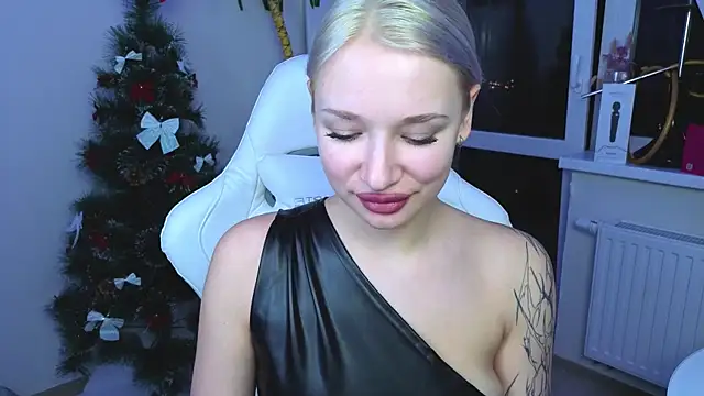 MistyXnight online show from 12.05.25