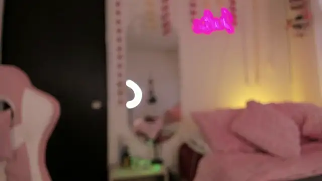 Snapshot of julse__ chatting on 02.28.26 julse online show from 02.28.26