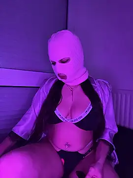 Snapshot of linaatchikita chatting on 01.08.26 linaatchikita online show from 01.08.26