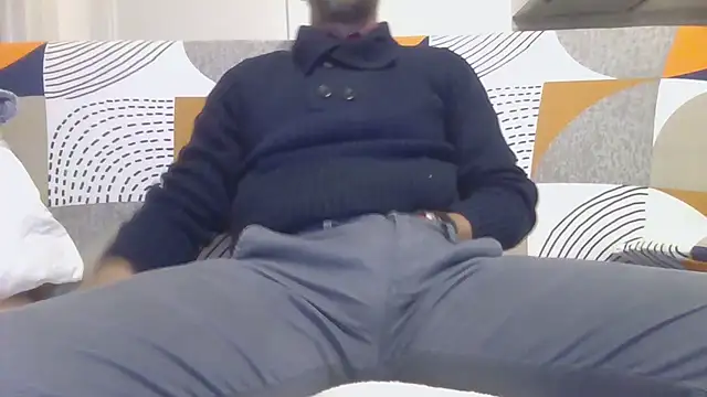 Snapshot of Eroshotlicker chatting on 12.14.25 Eroshotlicker online show from 12.14.25