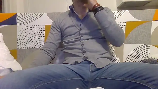 Snapshot of Eroshotlicker chatting on 12.15.25 Eroshotlicker online show from 12.15.25