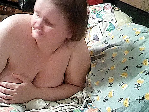 Snapshot of natalya4312 chatting on 12.17.25 natalya4312 online show from 12.17.25