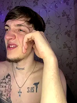 Snapshot of Rabizoon chatting on 11.29.25 Rabizoon online show from 11.29.25