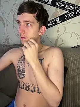 Snapshot of Rabizoon chatting on 12.19.25 Rabizoon online show from 12.19.25