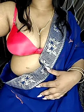 Curvy Pooja online show from 05.05.26