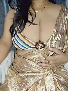 Curvy Pooja online show from 06.20.26