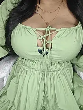 Curvy Pooja online show from 06.22.26