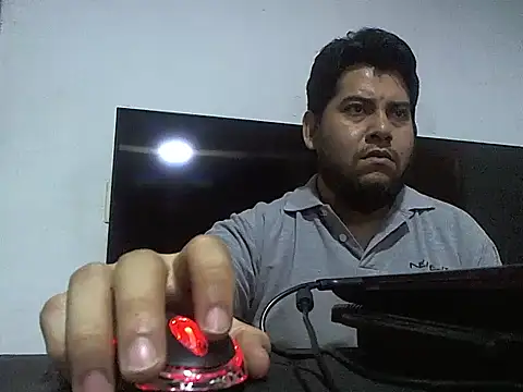 Snapshot of Alphacashmaster777 chatting on 11.26.25 Alphacashmaster777 online show from 11.26.25