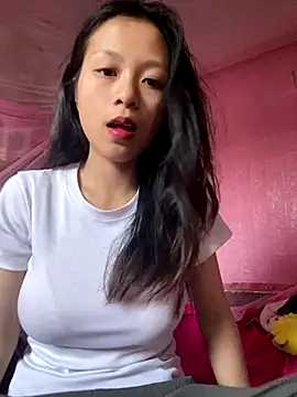 Snapshot of Sunny_sexy98 chatting on 11.25.25 Sunny sexy98 online show from 11.25.25