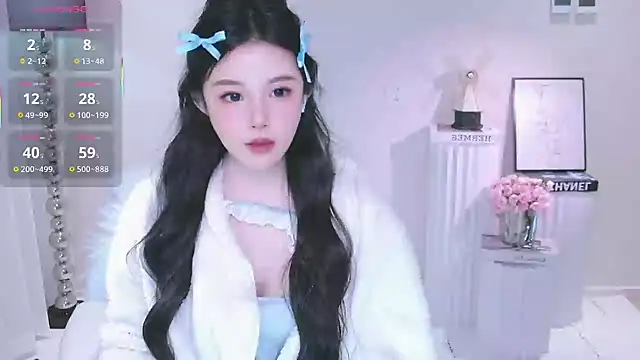 Snapshot of Persephone_2025 chatting on 12.14.25 Persephone 2025 online show from 12.14.25