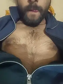 Snapshot of bigdick2299 chatting on 12.21.25 bigdick2299 online show from 12.21.25