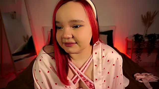 Rose Luvv online show from 12.16.25