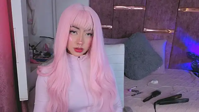 Snapshot of amberthangelss chatting on 12.15.25 amberthangelss online show from 12.15.25