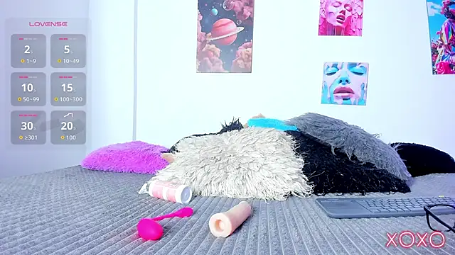 camila hott69  online show from 03.04.26