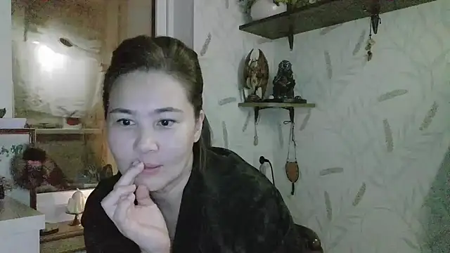 Snapshot of Nettie_Allie chatting on 12.02.25 Nettie Allie online show from 12.02.25