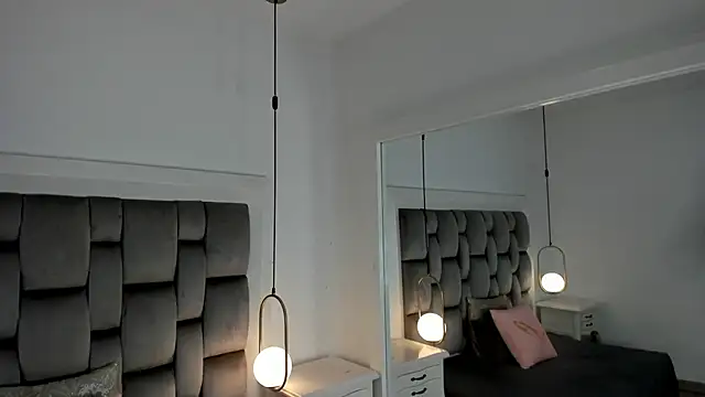 Snapshot of gaby_smit__ chatting on 12.05.25 gaby smit online show from 12.05.25