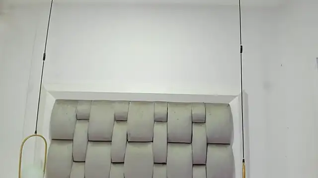 Snapshot of gaby_smit__ chatting on 05.19.26 gaby smit online show from 05.19.26