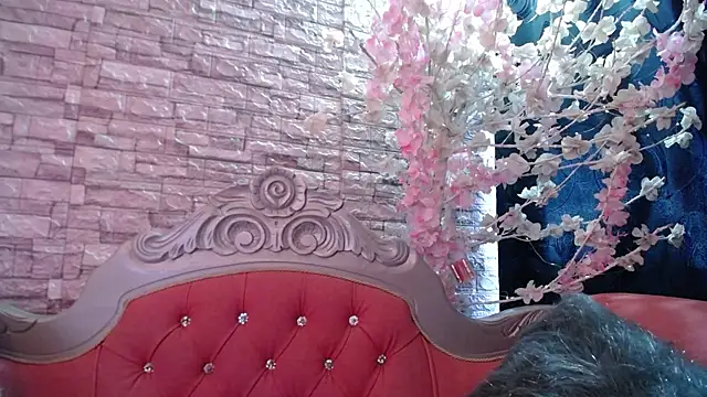 BellaMarquez  online show from 12.13.25