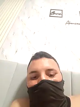 Snapshot of Cugulosojmbv chatting on 12.03.25 Cugulosojmbv online show from 12.03.25