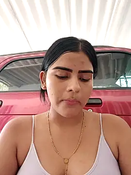 Snapshot of virgin_cunt chatting on 12.04.25 virgin cunt online show from 12.04.25